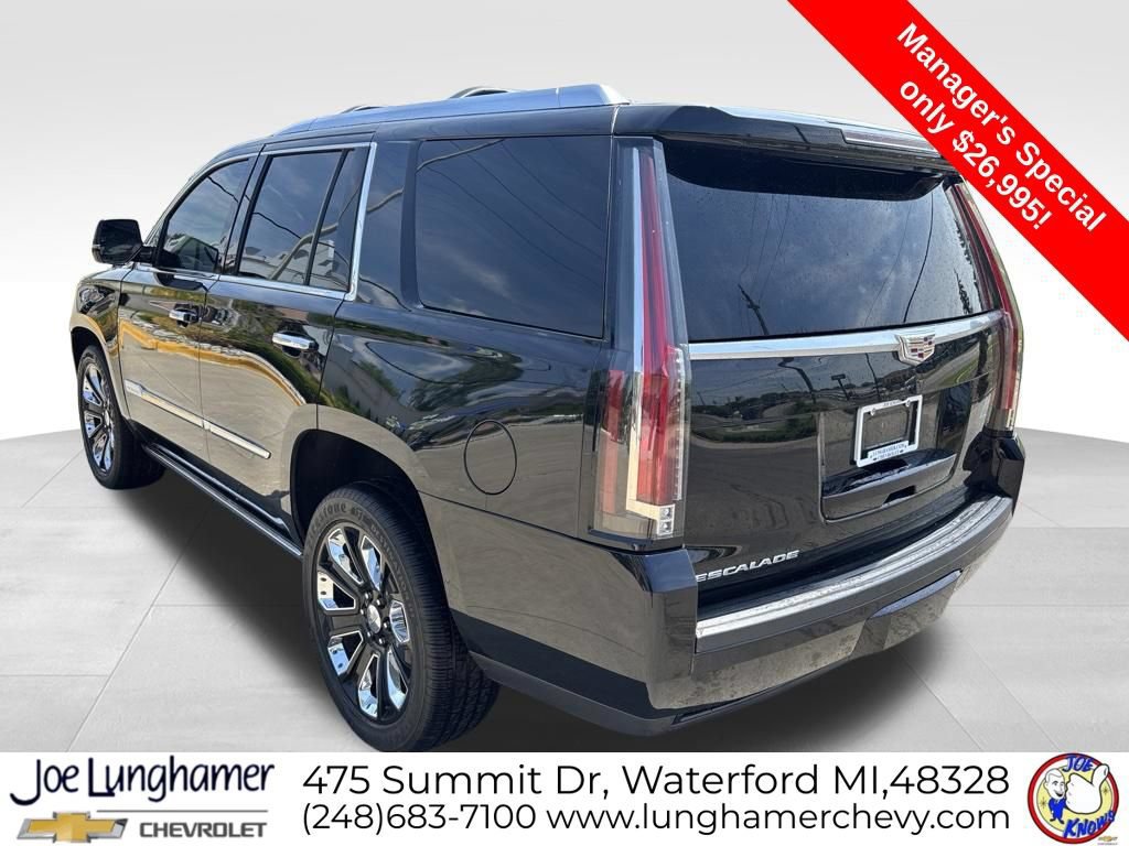 Used 2016 Cadillac Escalade Platinum AWD/4WD image 5