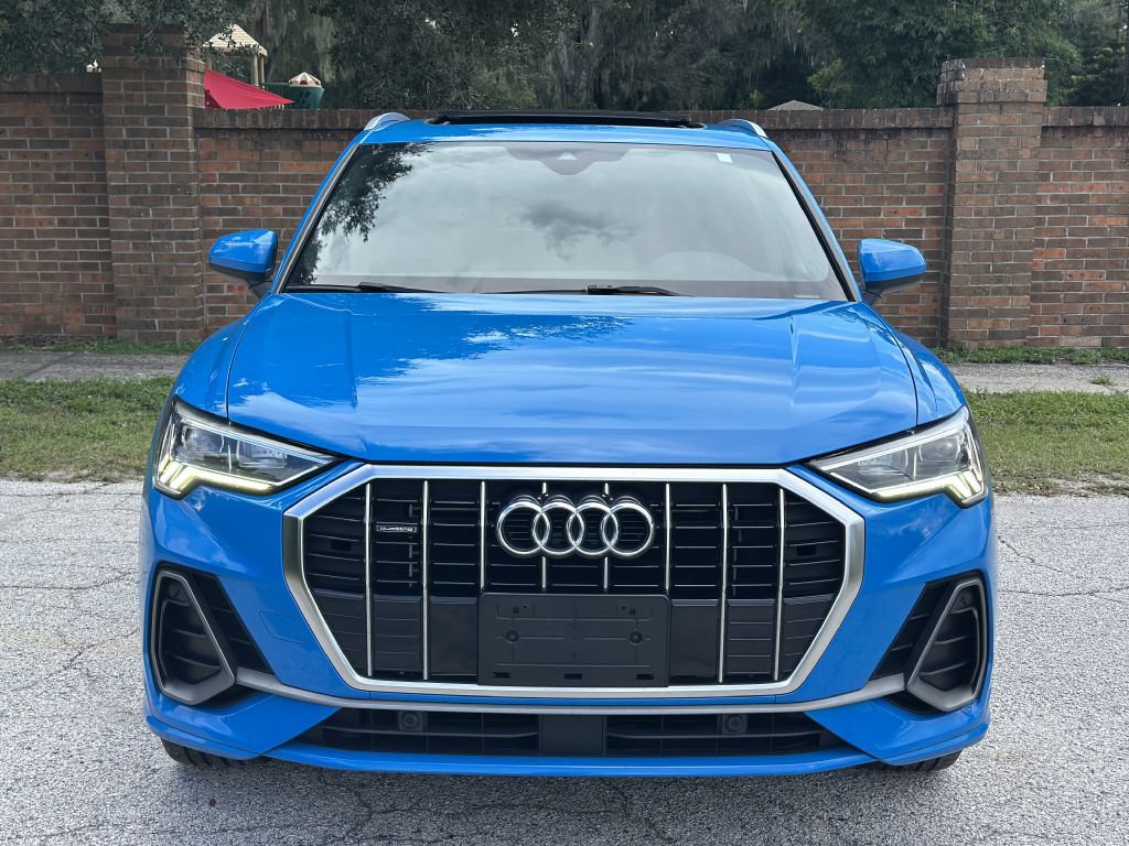 Used 2019 Audi Q3 2.0T Premium Plus w/ Premium Plus Package AWD/4WD image 3