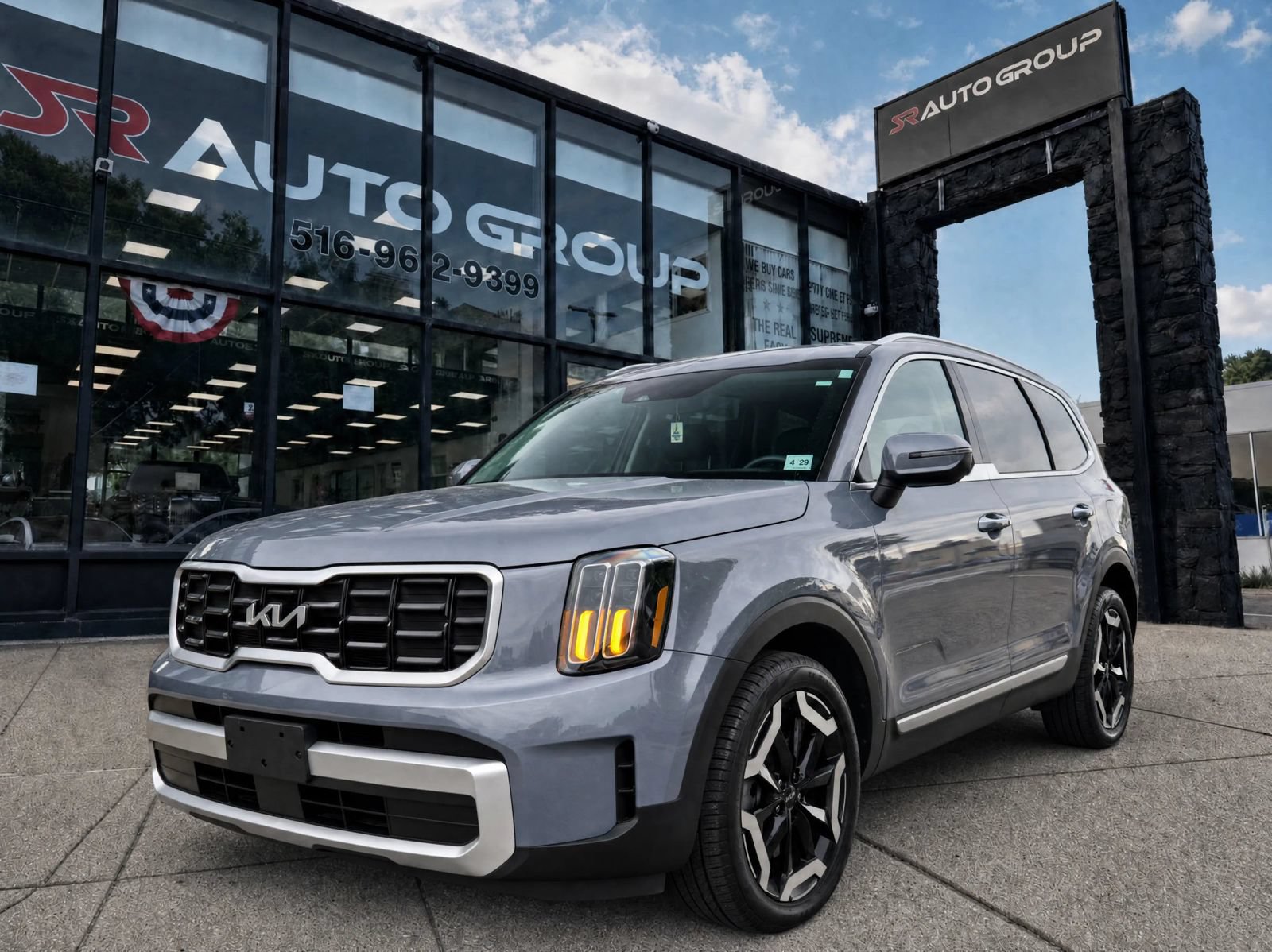 Used 2024 Kia Telluride S w/ S Sunroof Package