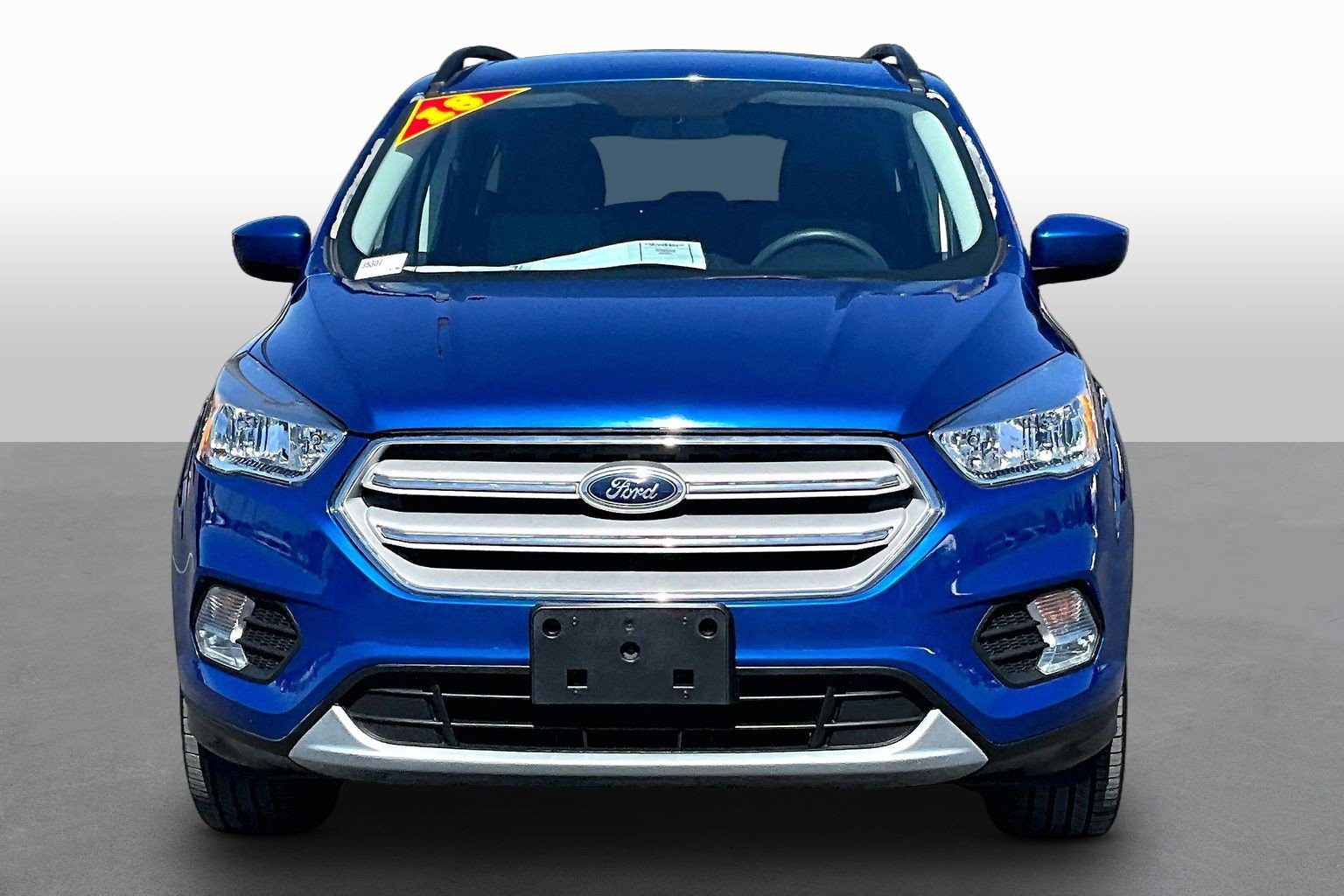 Used 2018 Ford Escape SE image 3