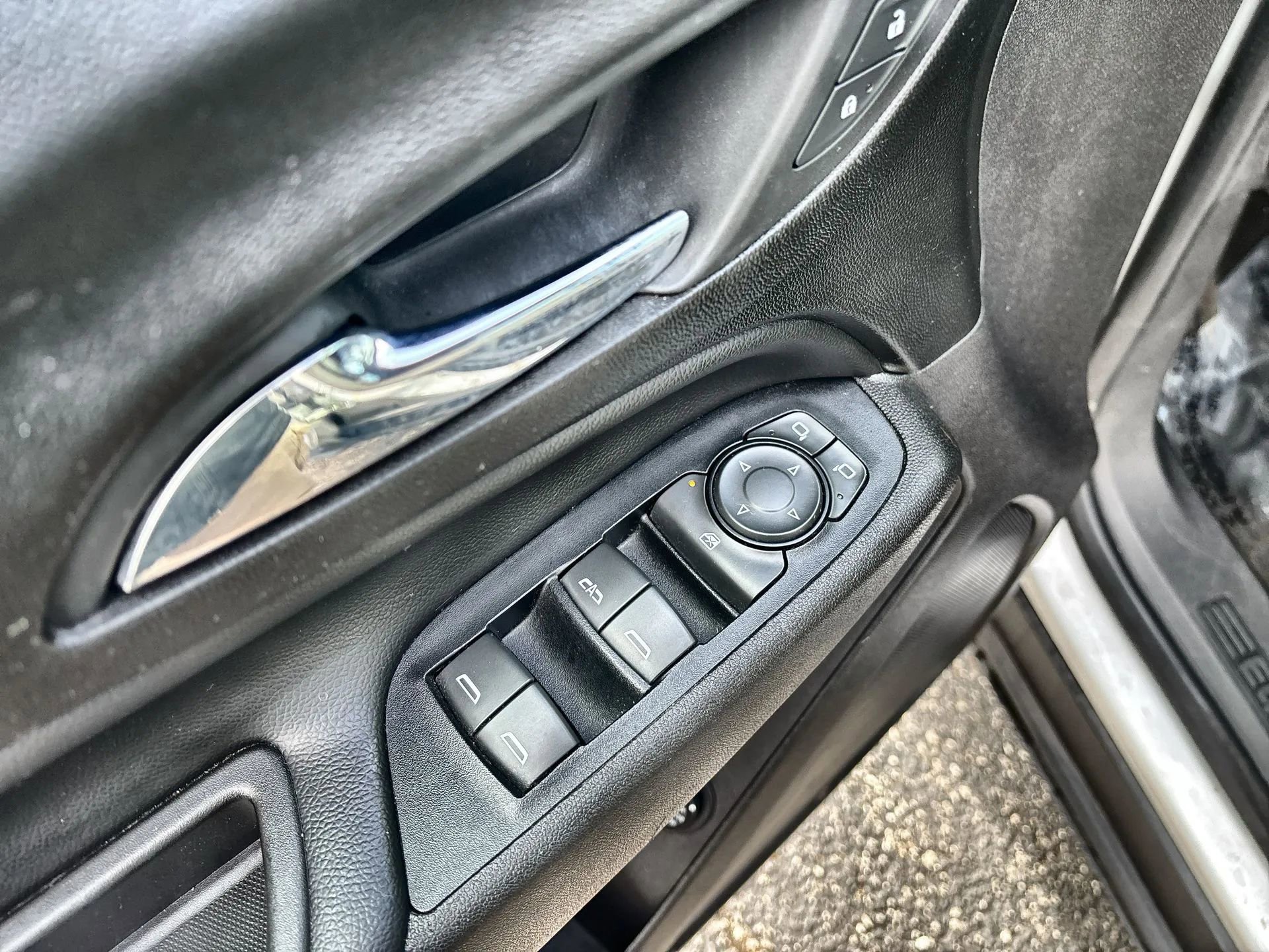 Used 2019 Chevrolet Equinox LT AWD/4WD image 15