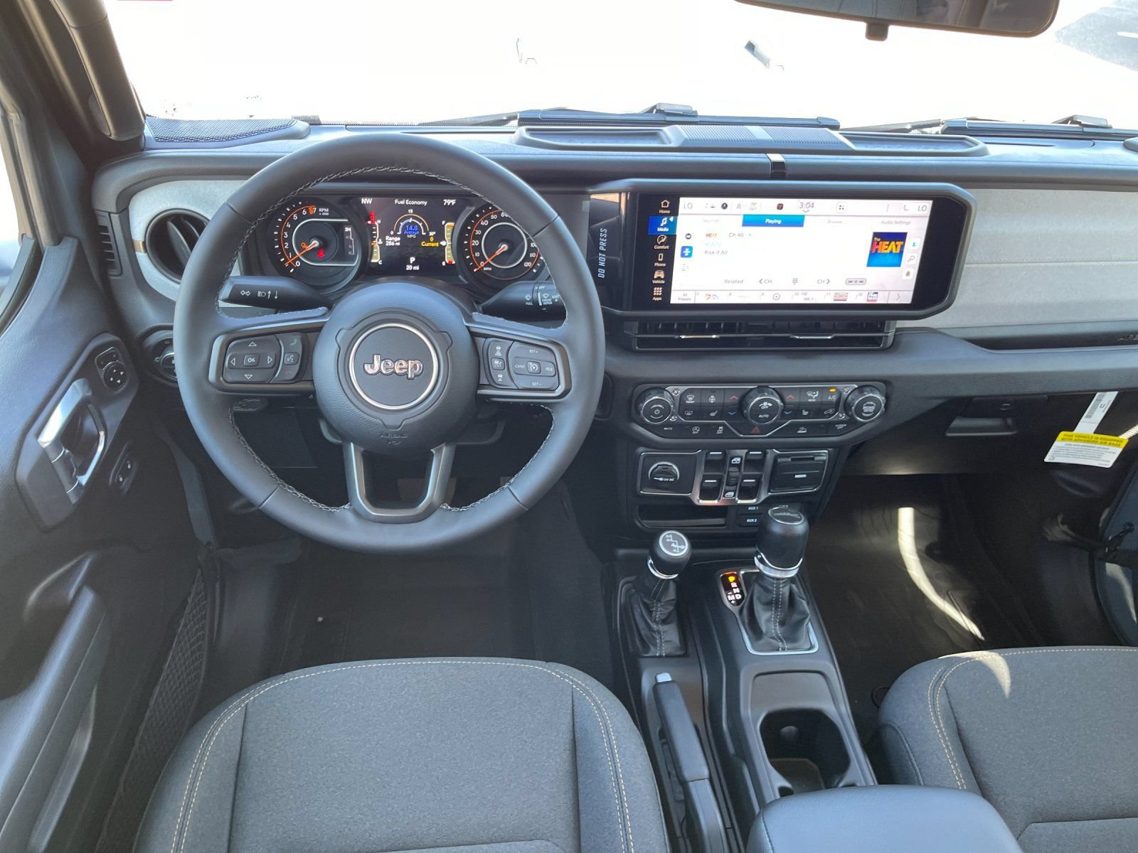 New 2026 Jeep Gladiator Sport AWD/4WD image 16