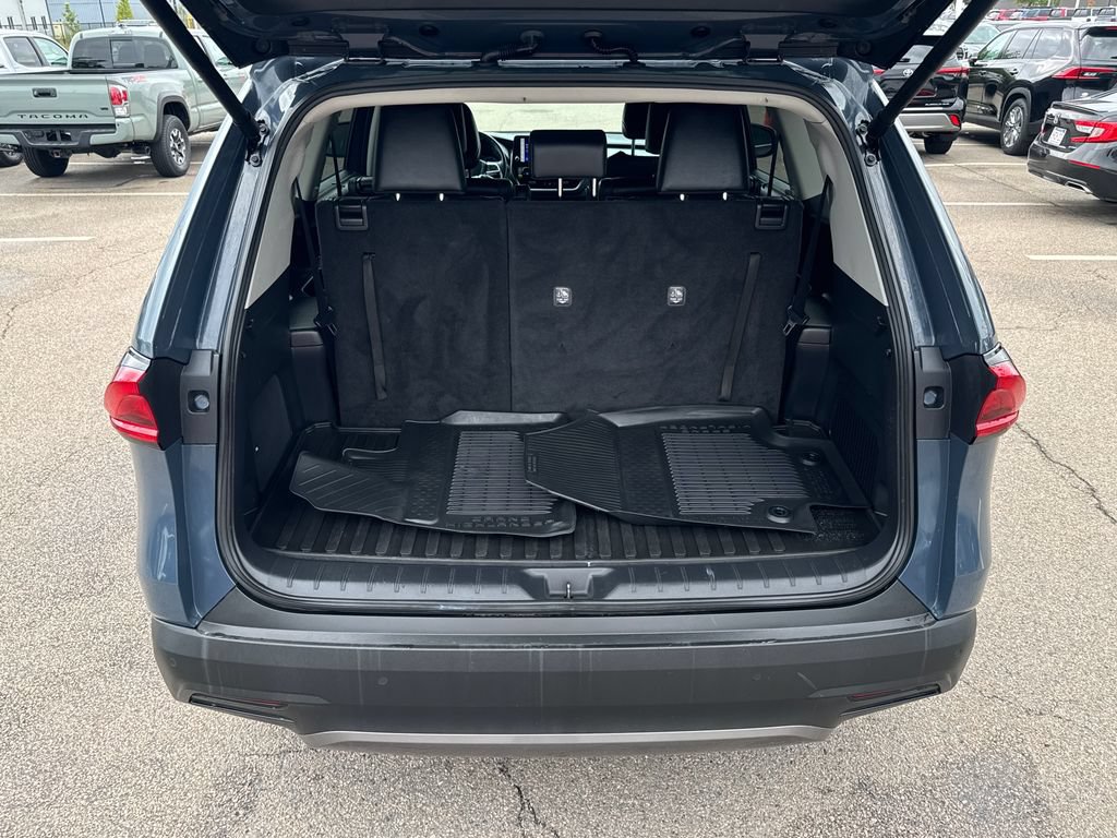 Used 2024 Toyota Grand Highlander AWD image 7