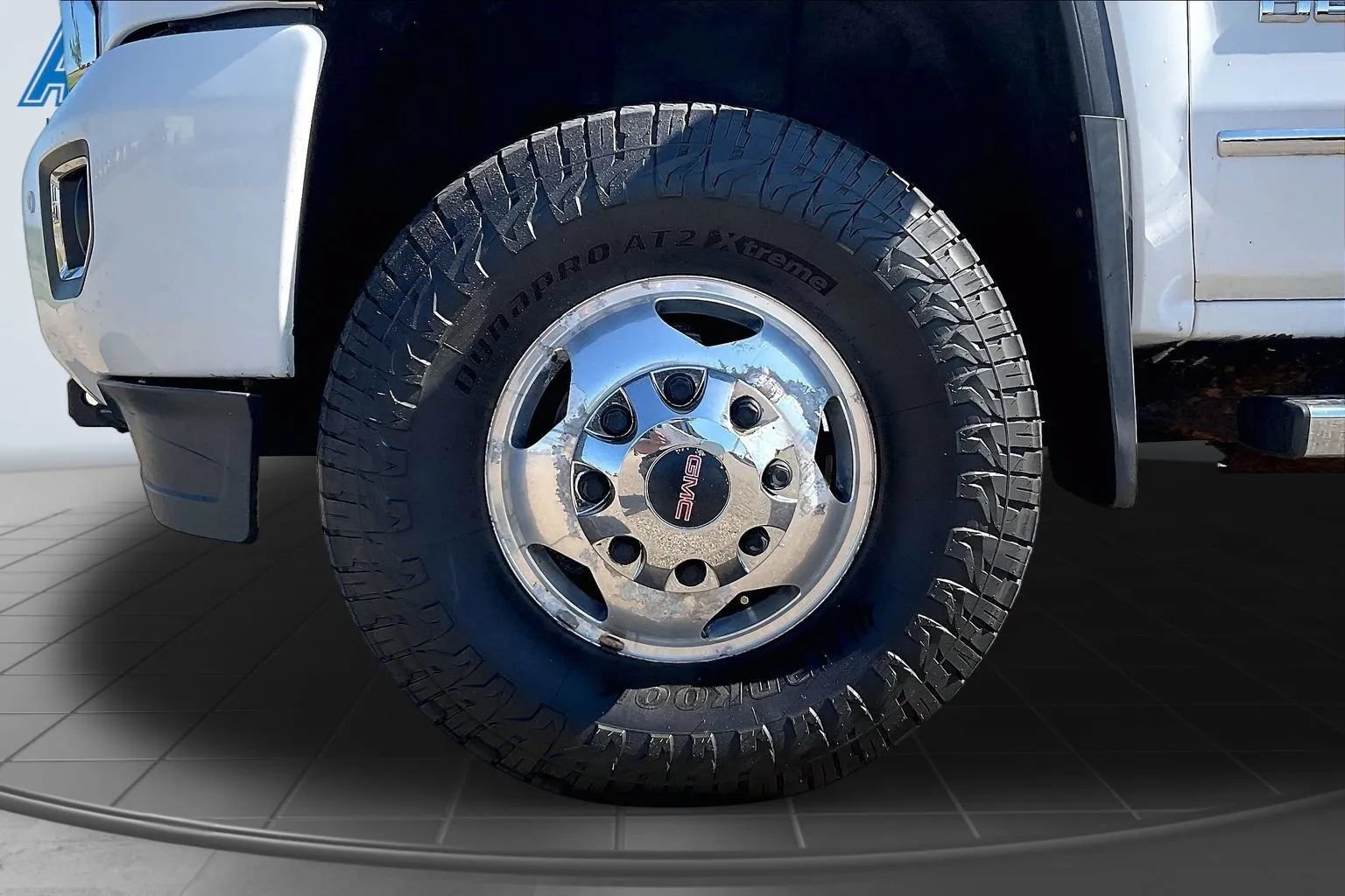 Used 2015 GMC Sierra 3500 Denali AWD/4WD image 38