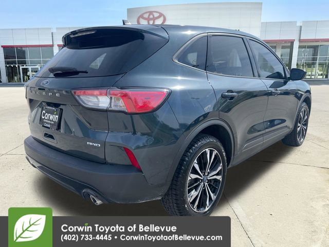 Used 2022 Ford Escape SE w/ SE Sport Appearance Package AWD/4WD image 5