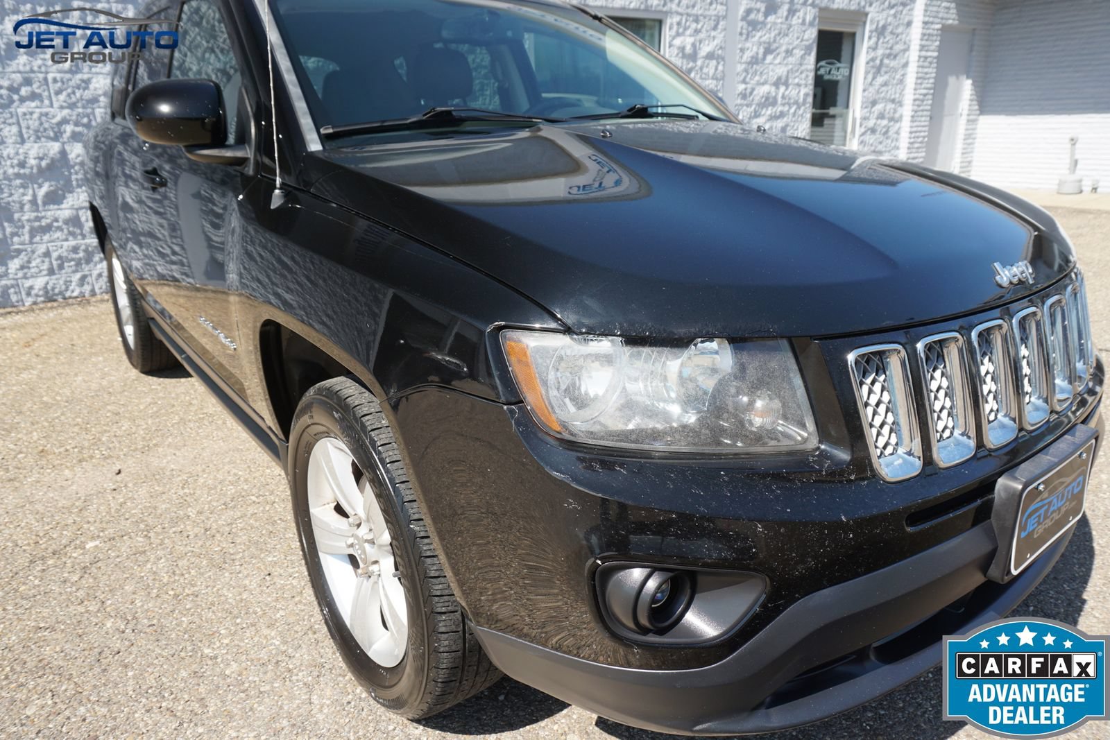 Used 2015 Jeep Compass Latitude AWD/4WD image 6