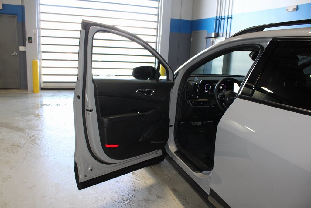 Used 2023 Kia Sportage X-Line image 7