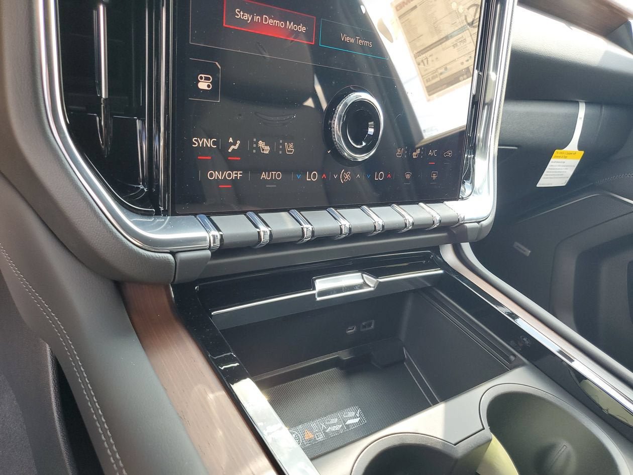 New 2026 GMC Yukon Denali RWD image 23