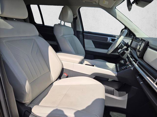 Used 2025 Hyundai Santa Fe SEL AWD/4WD image 19