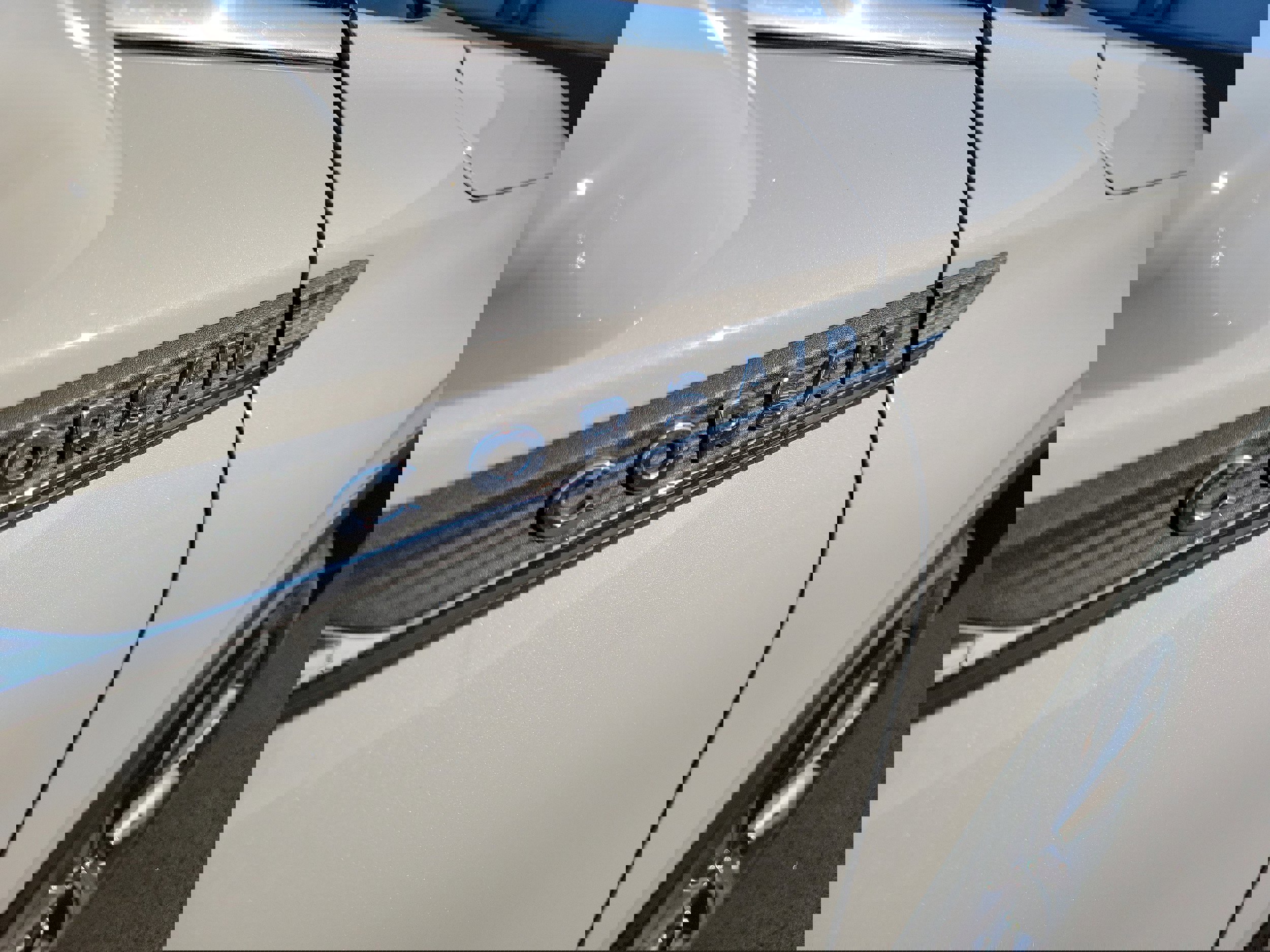 Used 2022 Lincoln Corsair Reserve w/ Equipment Group 201A image 6