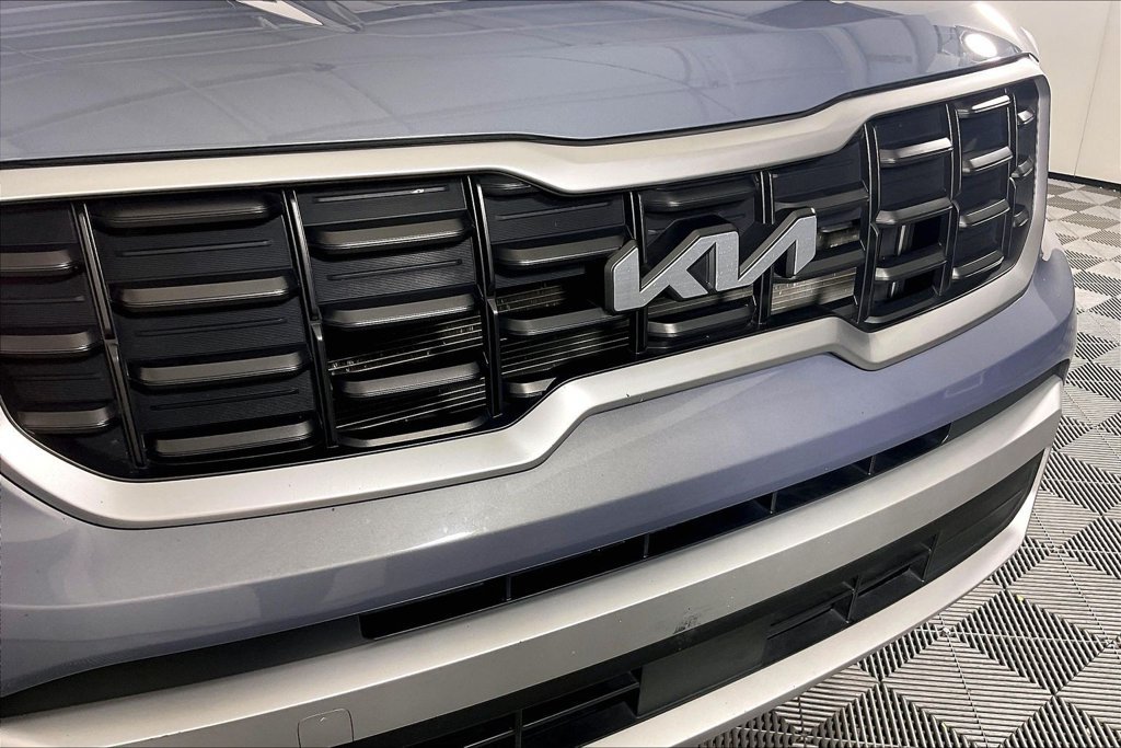 Used 2025 Kia Telluride S FWD image 36