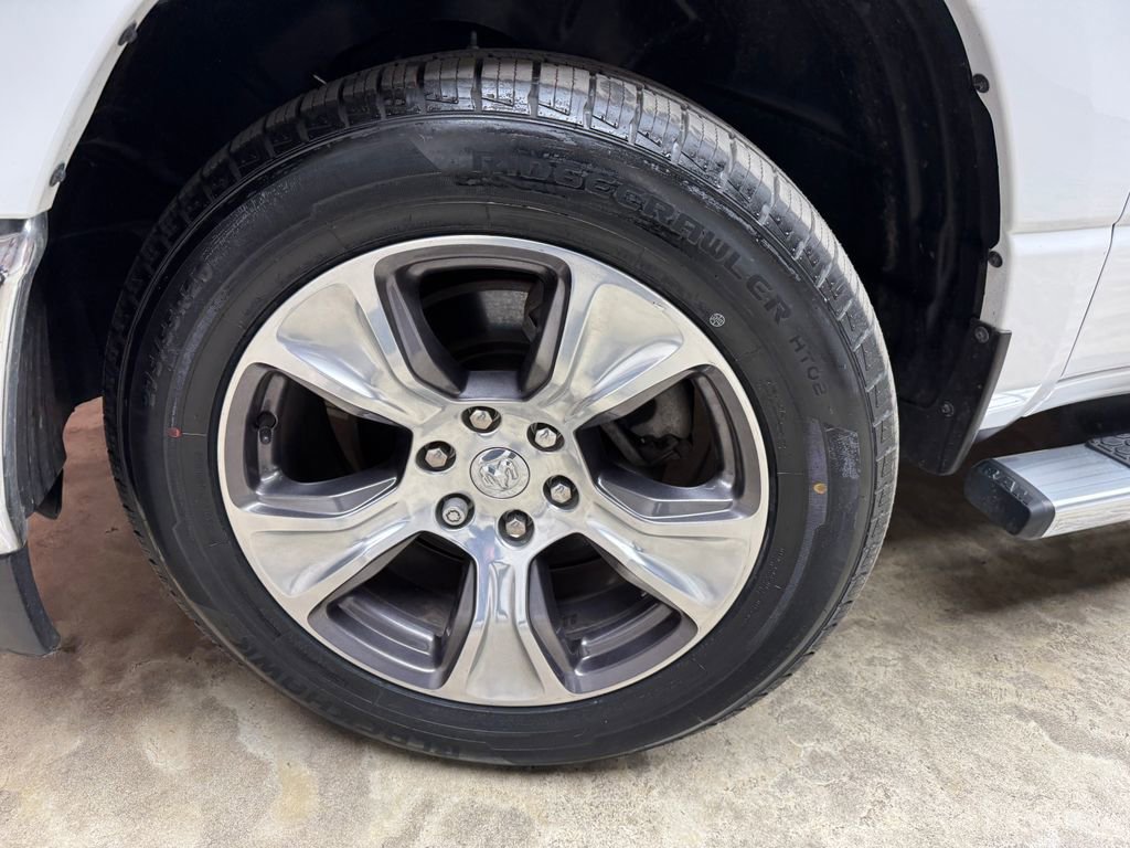 Used 2023 RAM 1500 Laramie AWD/4WD image 30