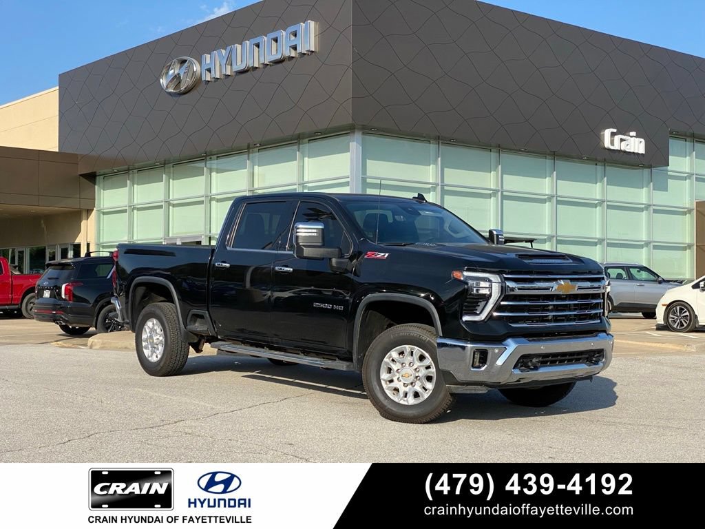 Used 2024 Chevrolet Silverado 2500 LTZ w/ LTZ Convenience Package AWD/4WD video 1