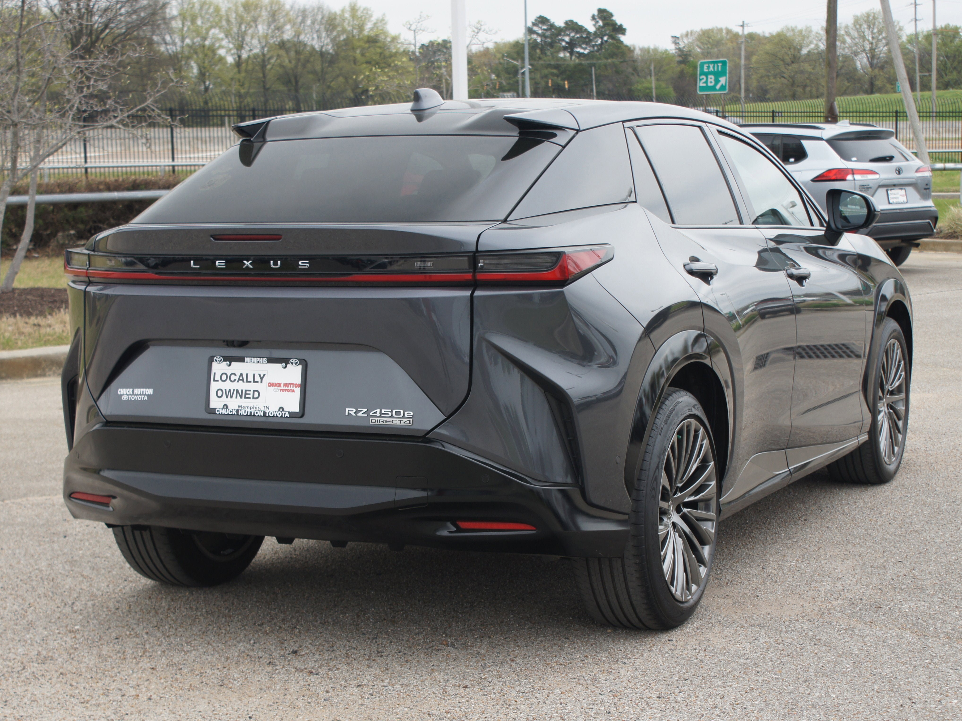 Used 2023 Lexus RZ 450e Premium AWD/4WD image 19