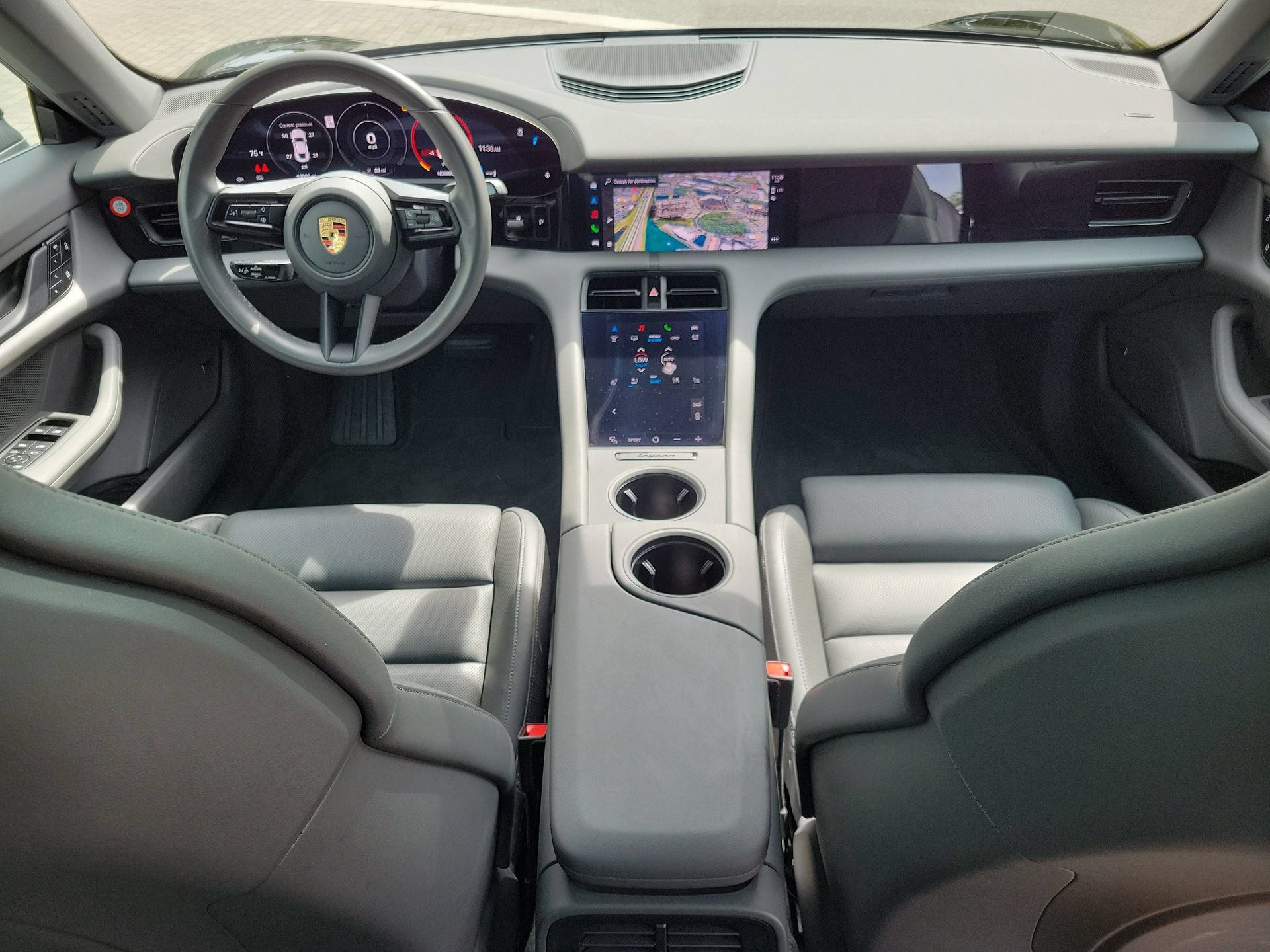 Used 2024 Porsche Taycan RWD image 4