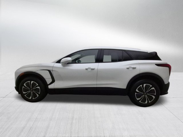 Used 2024 Chevrolet Blazer EV LT AWD/4WD image 8