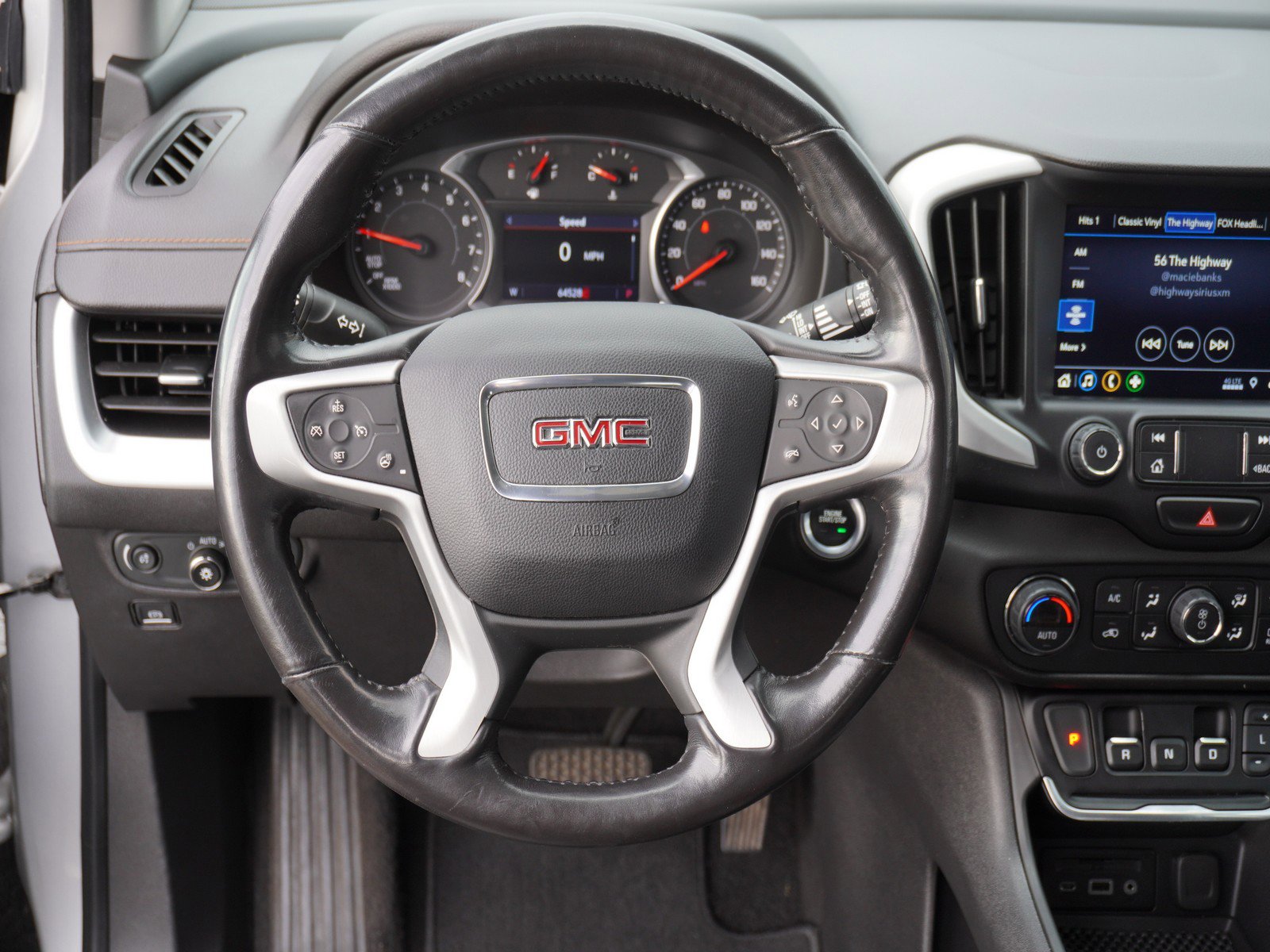 Used 2019 GMC Terrain SLT w/ Preferred Package image 16