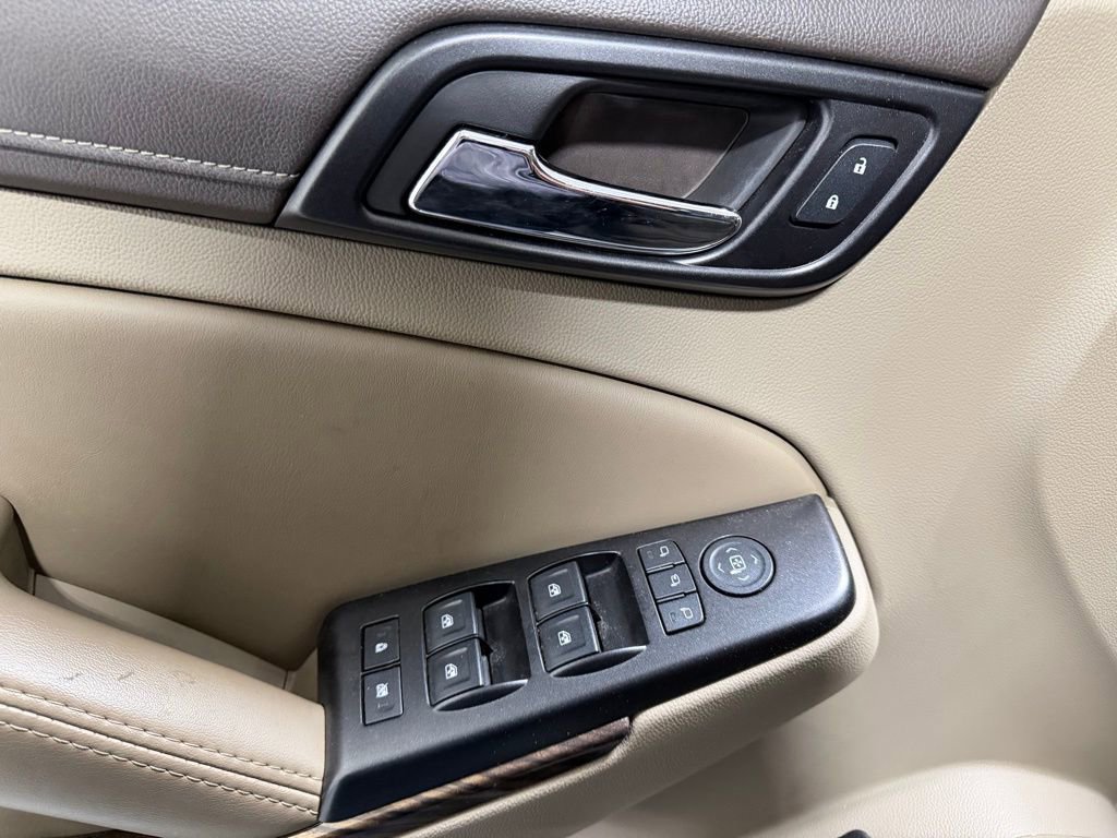 Used 2016 GMC Yukon SLT image 10