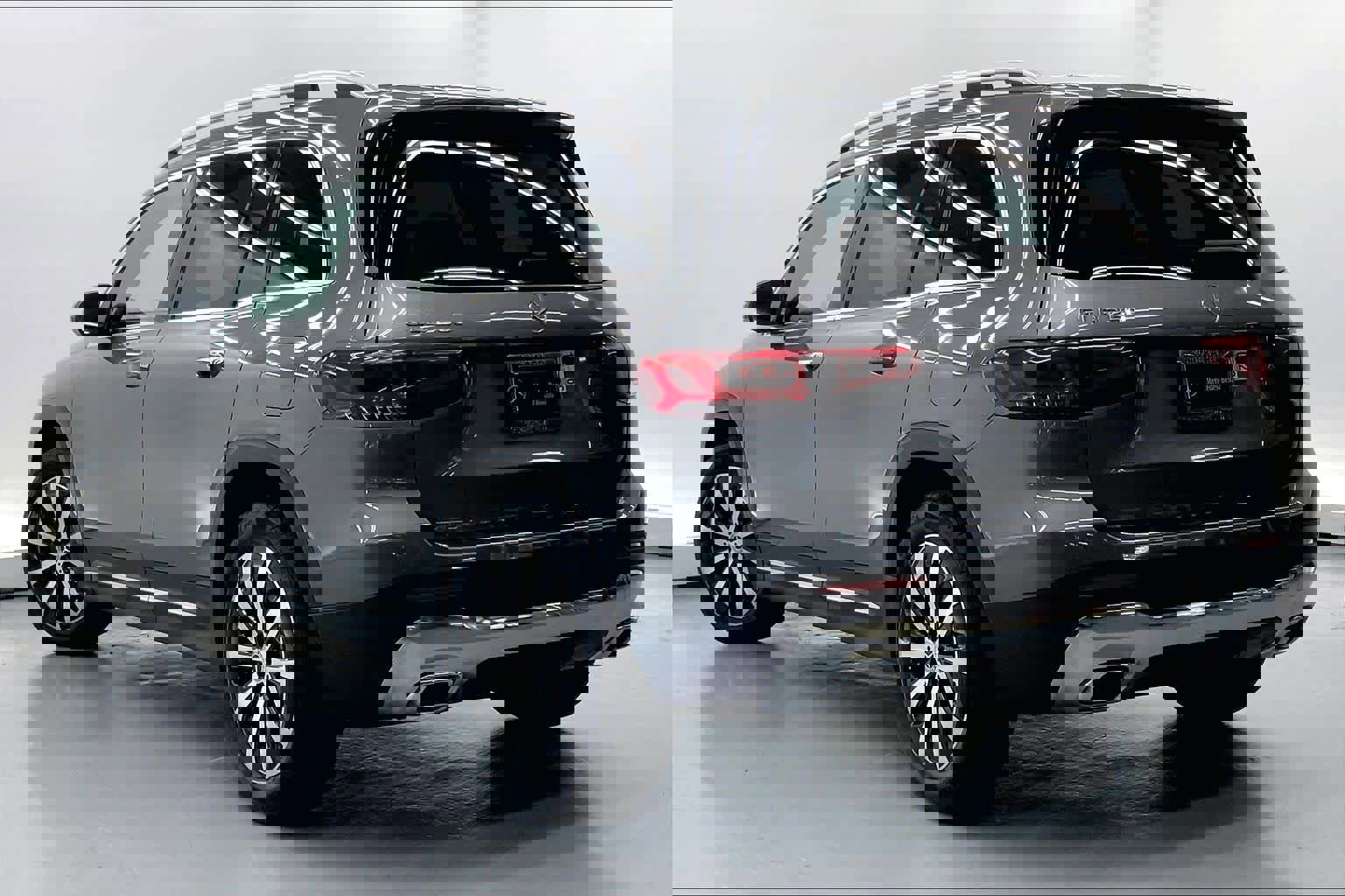 Certified 2021 Mercedes-Benz GLB 250 image 2