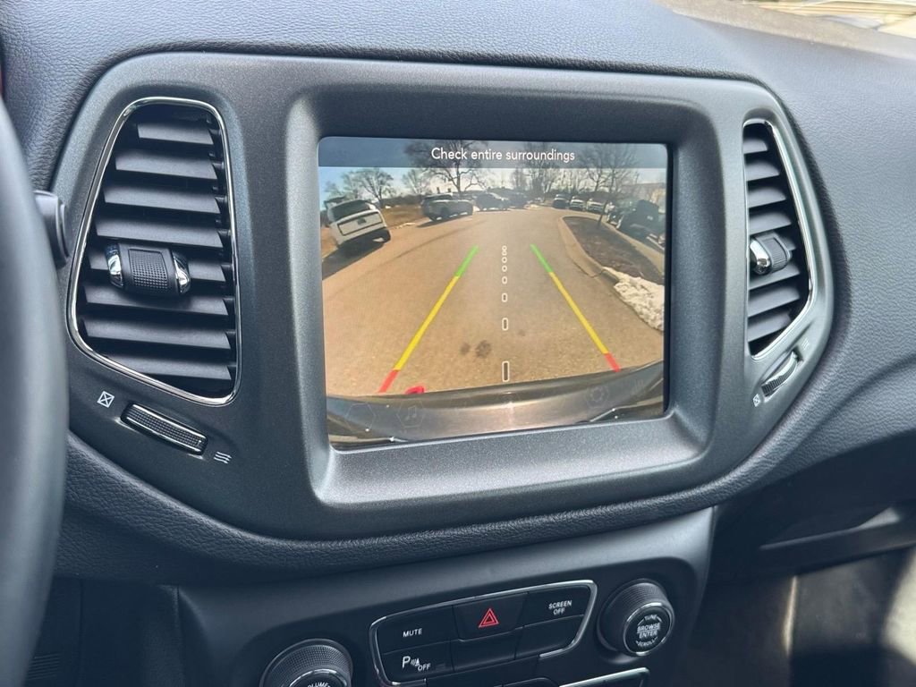 Used 2021 Jeep Compass Trailhawk image 20