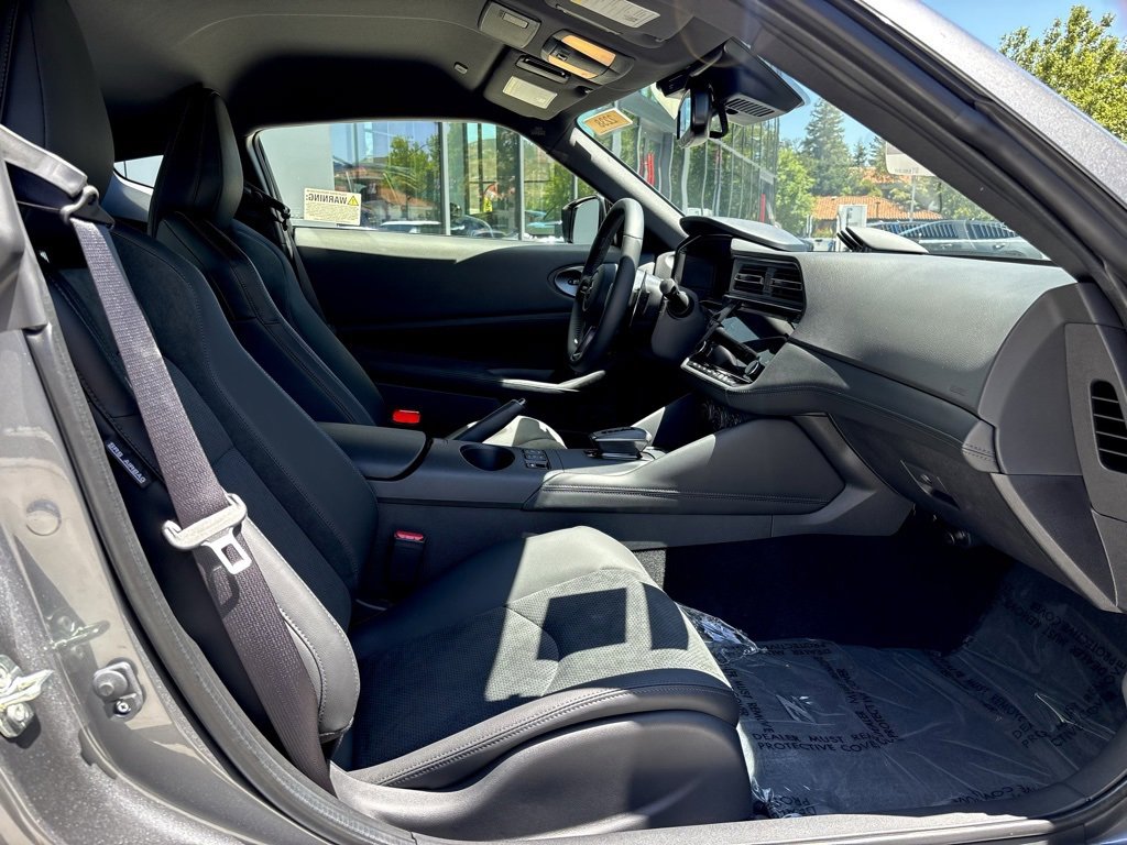 New 2025 Nissan Z Performance image 6