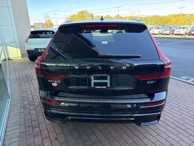 New 2027 Volvo XC60 B5 Plus AWD/4WD image 5