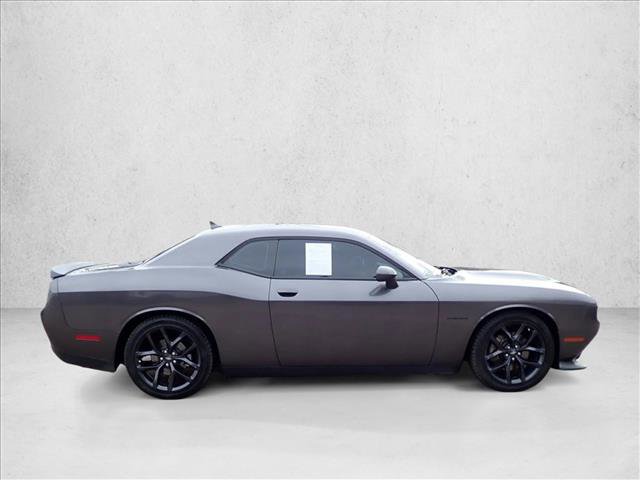 Used 2022 Dodge Challenger R/T w/ Blacktop Package video 4