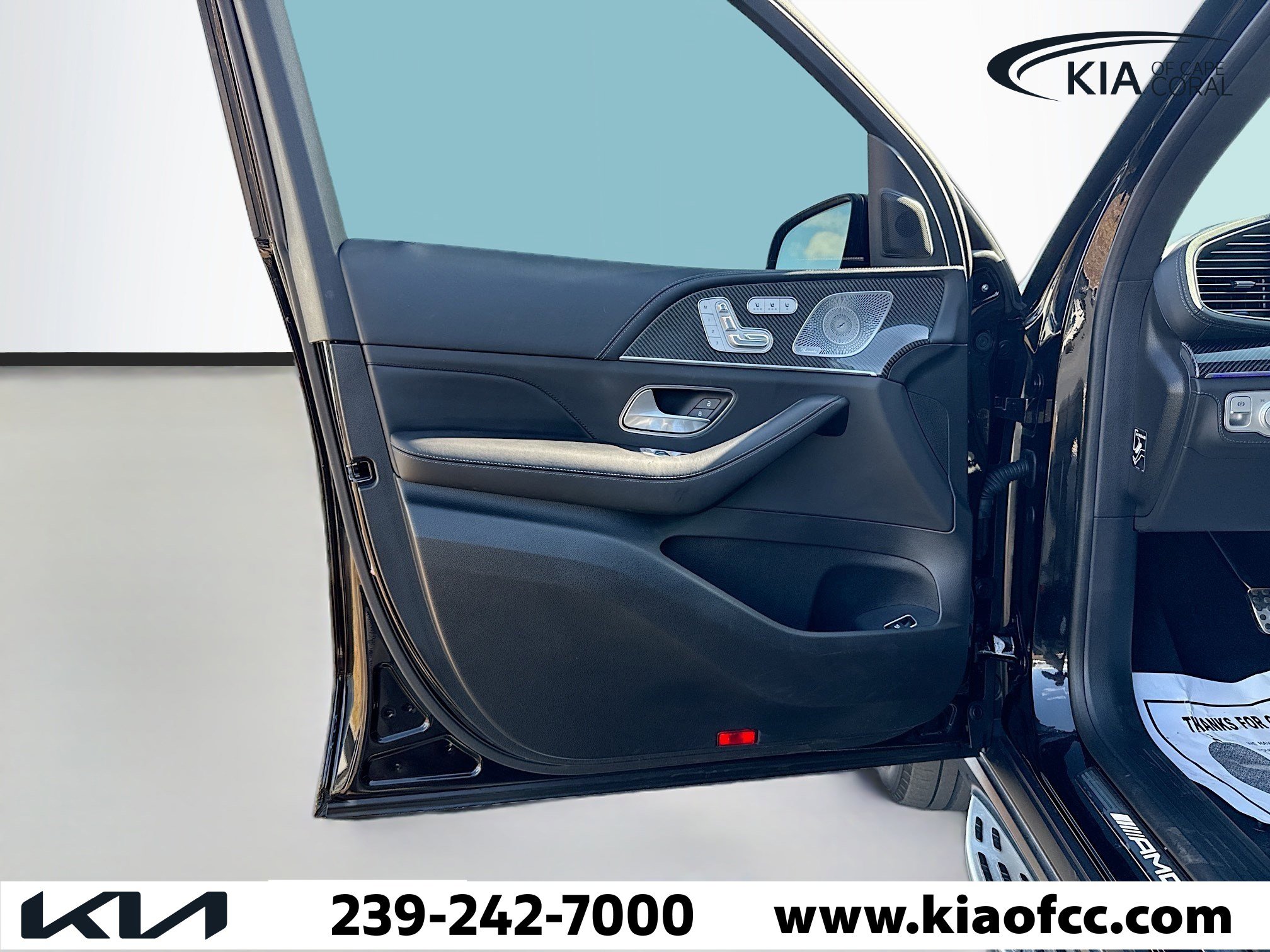 Used 2025 Mercedes-Benz GLS 63 AMG 4MATIC image 24