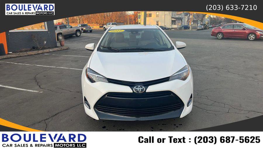 Used 2017 Toyota Corolla LE w/ LE Premium Package w/Moonroof image 2