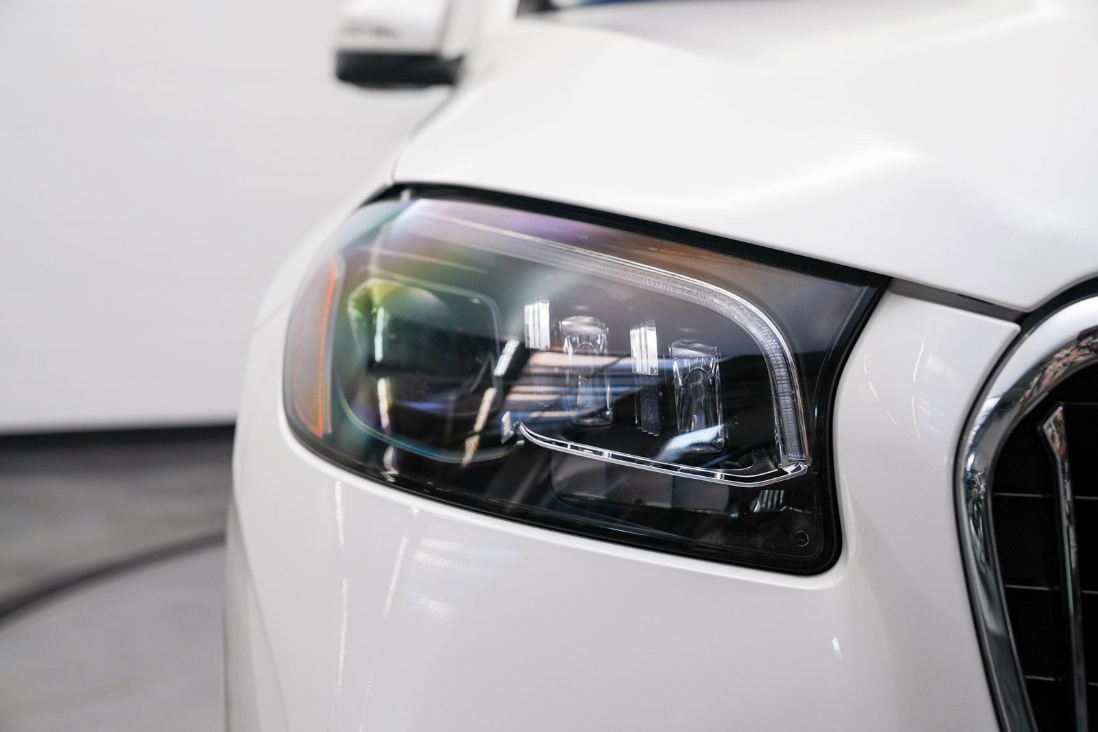 Used 2024 Mercedes-Benz Maybach GLS 600 4MATIC image 13