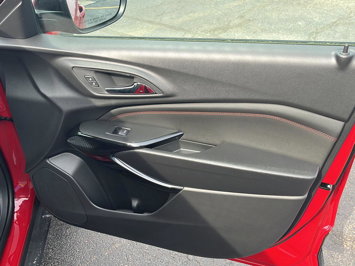 New 2026 Chevrolet Trax RS w/ Driver Confidence Package image 28