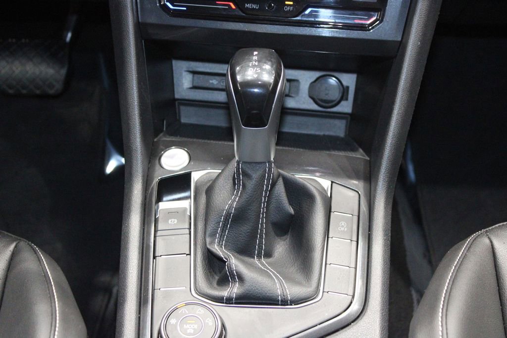 Used 2022 Volkswagen Tiguan SE image 35