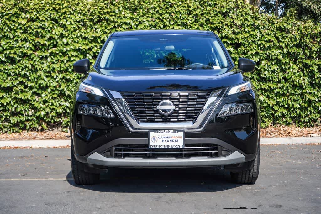 Used 2023 Nissan Rogue S AWD/4WD image 2