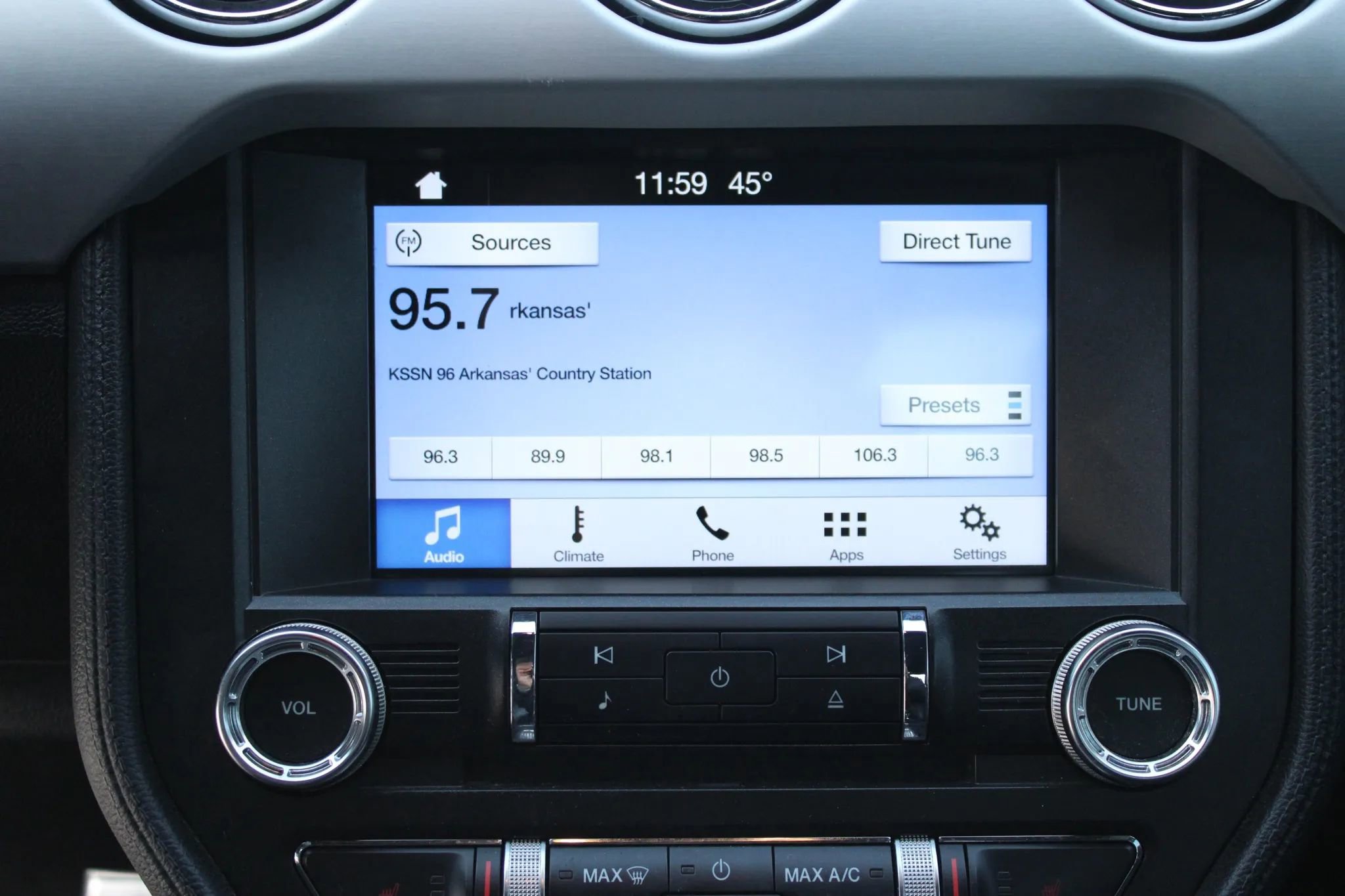 Used 2017 Ford Mustang Premium image 21