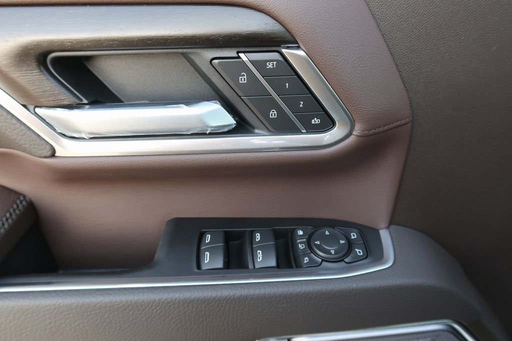 New 2026 GMC Sierra 2500 Denali w/ Denali Reserve Package image 12