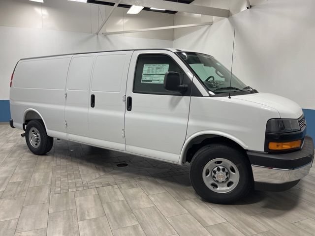 New 2026 Chevrolet Express 3500 Extended w/ Driver Convenience Package RWD image 1