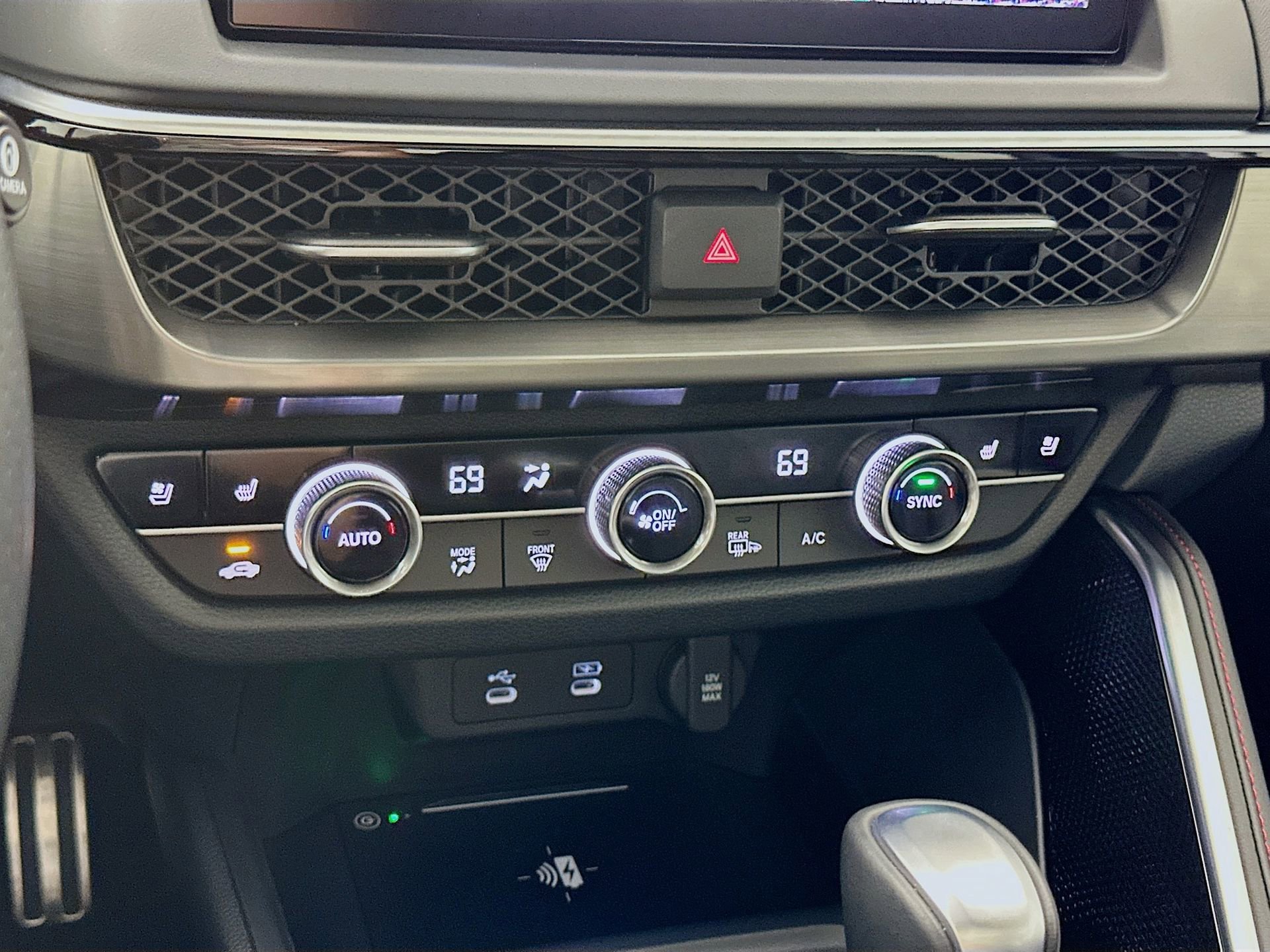 Used 2025 Acura ADX A-Spec image 17