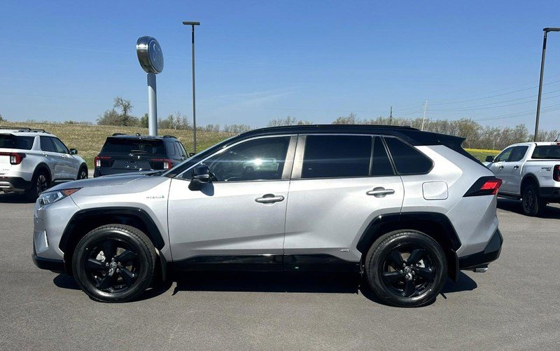 Used 2021 Toyota RAV4 XSE image 5