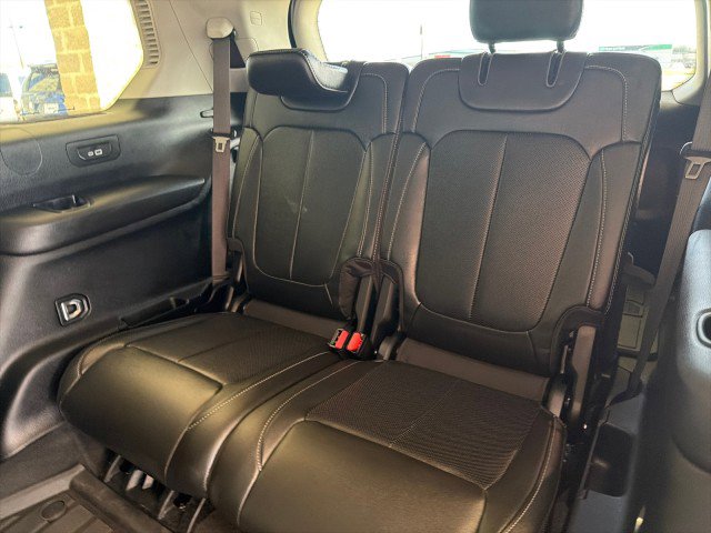 Used 2023 Jeep Grand Cherokee L Limited w/ Luxury Tech Group II image 36