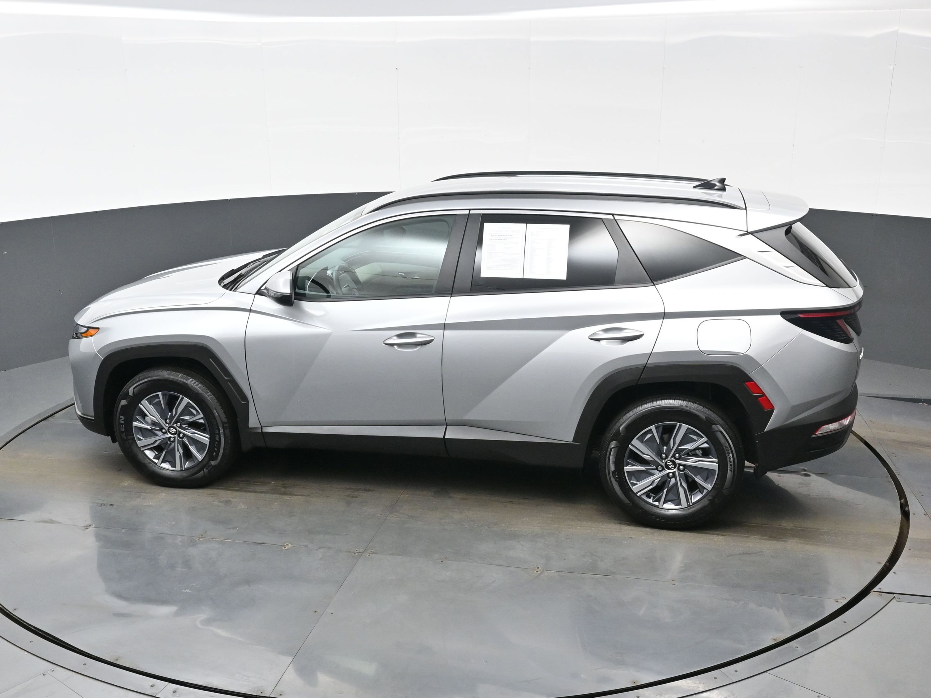 Used 2023 Hyundai Tucson Blue image 35