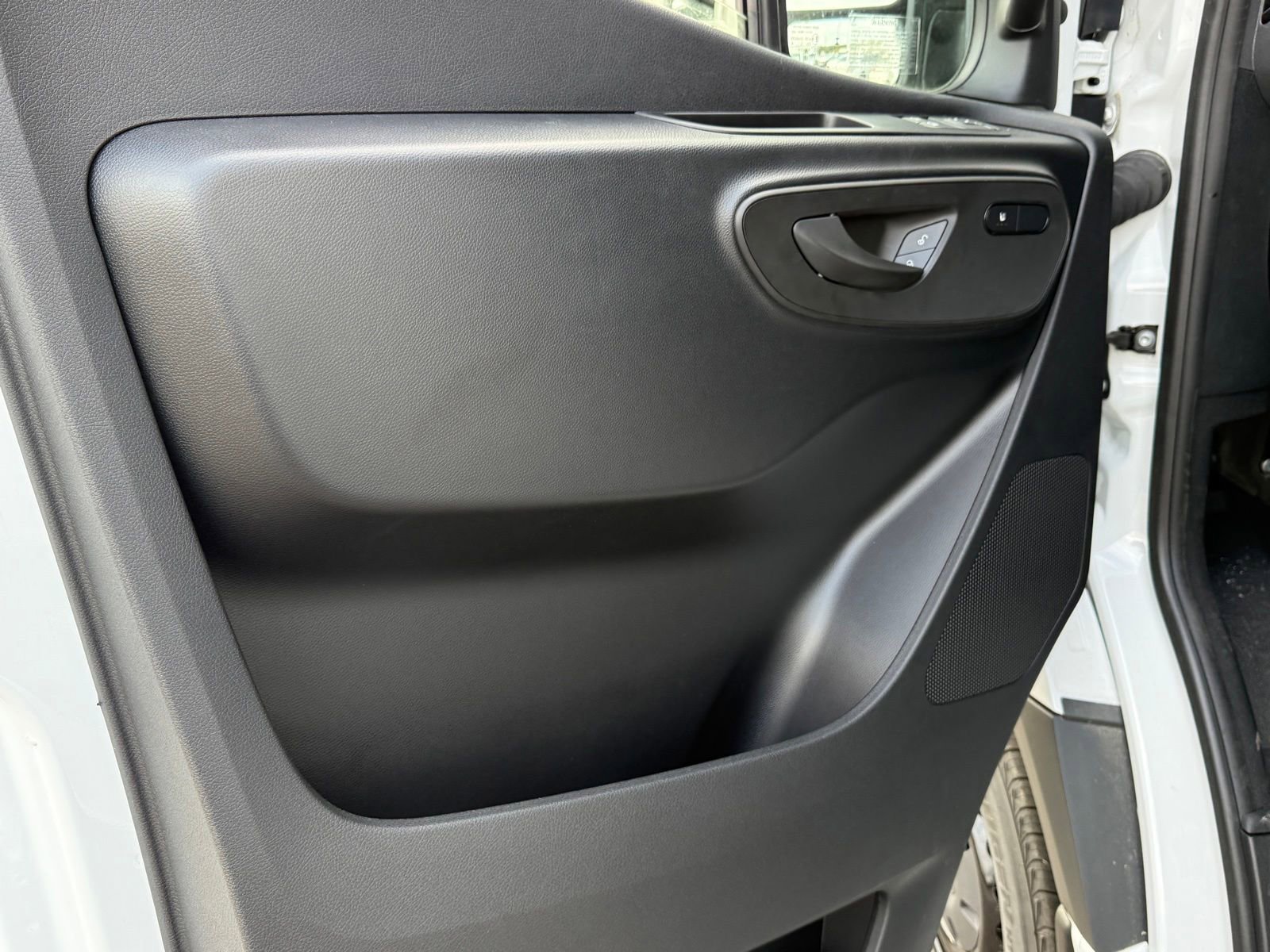 New 2025 Mercedes-Benz Sprinter 2500 image 16