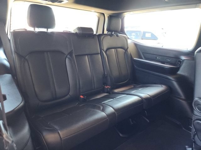 Used 2022 Jeep Wagoneer Series III w/ Flexible Seating Group AWD/4WD image 23