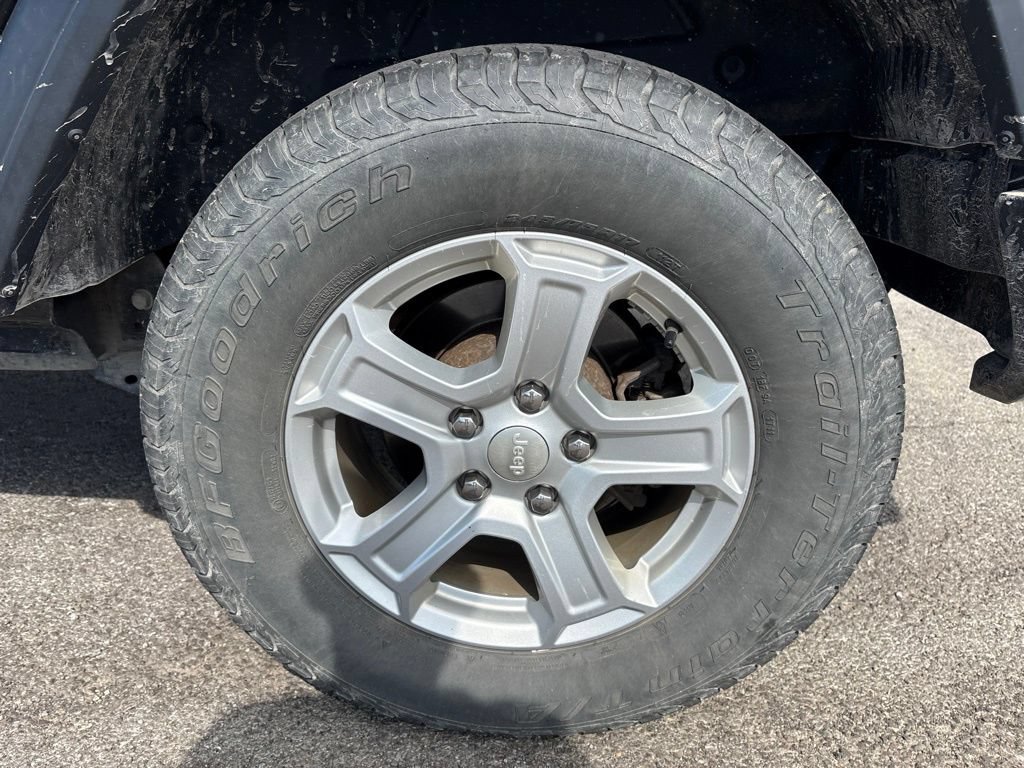 Used 2018 Jeep Wrangler Unlimited Sport S AWD/4WD image 4