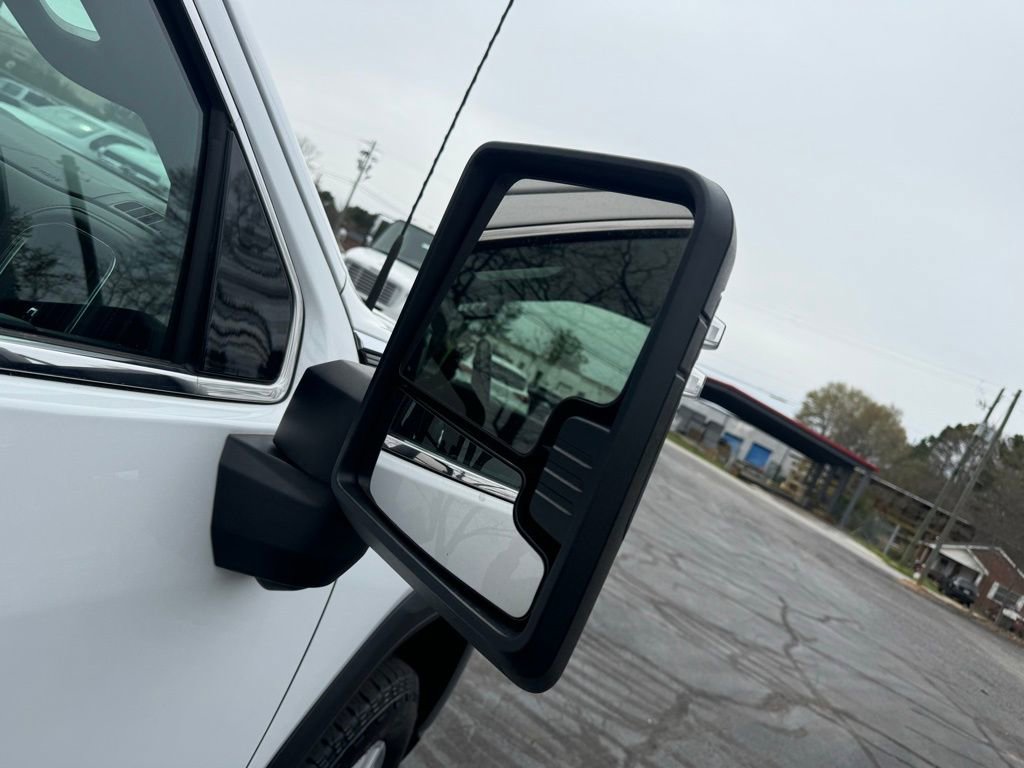 Used 2022 GMC Sierra 2500 SLE w/ SLE Value Package; image 14