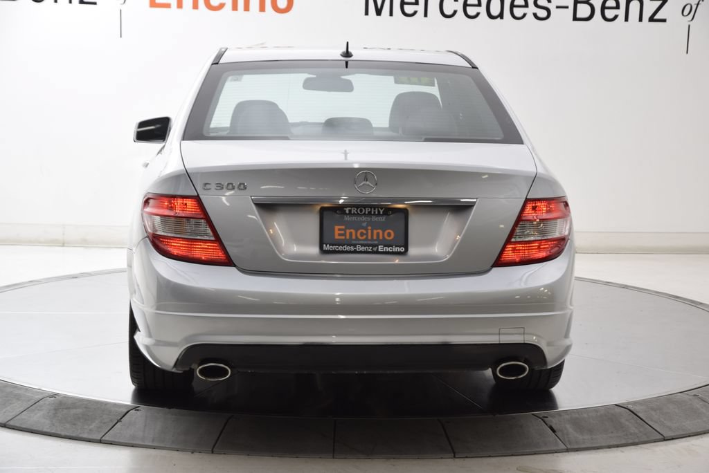 Used 2011 Mercedes-Benz C 300 Sedan image 4