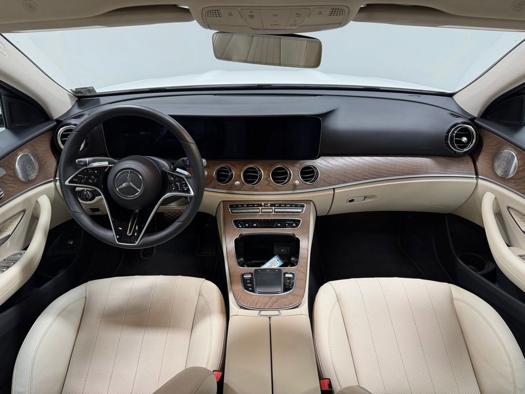 Used 2023 Mercedes-Benz E 350 4MATIC Sedan image 30