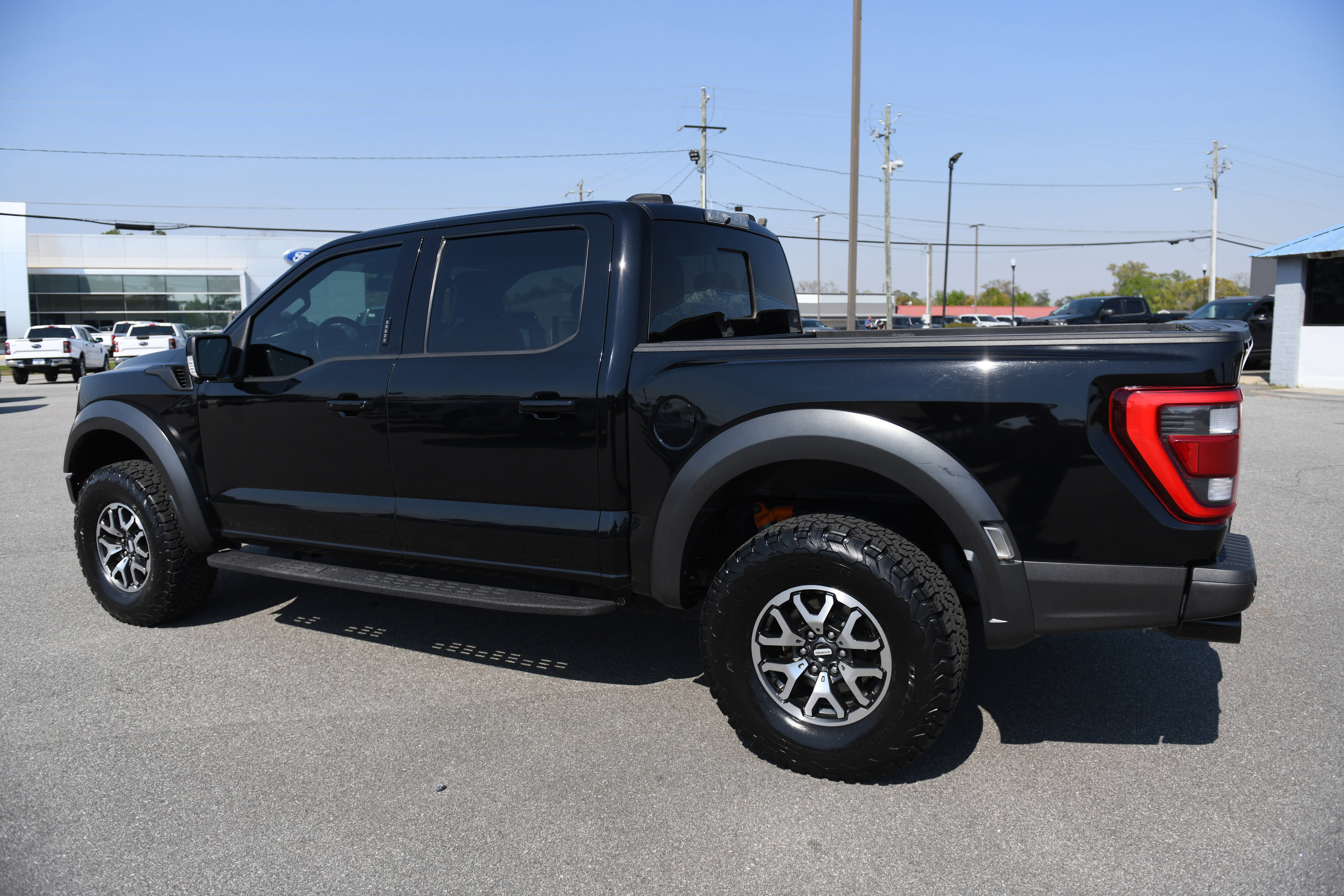 Used 2023 Ford F150 Raptor image 9