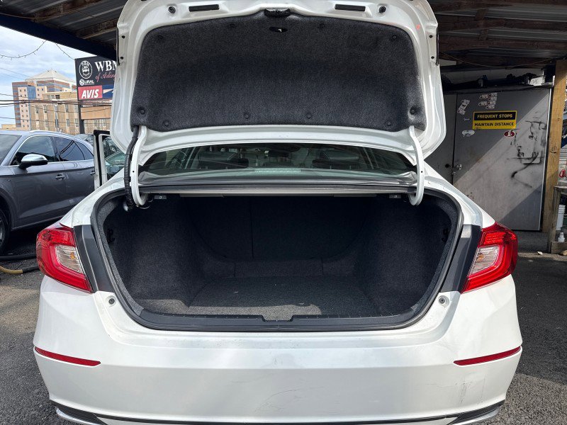 Used 2018 Honda Accord EX-L image 40