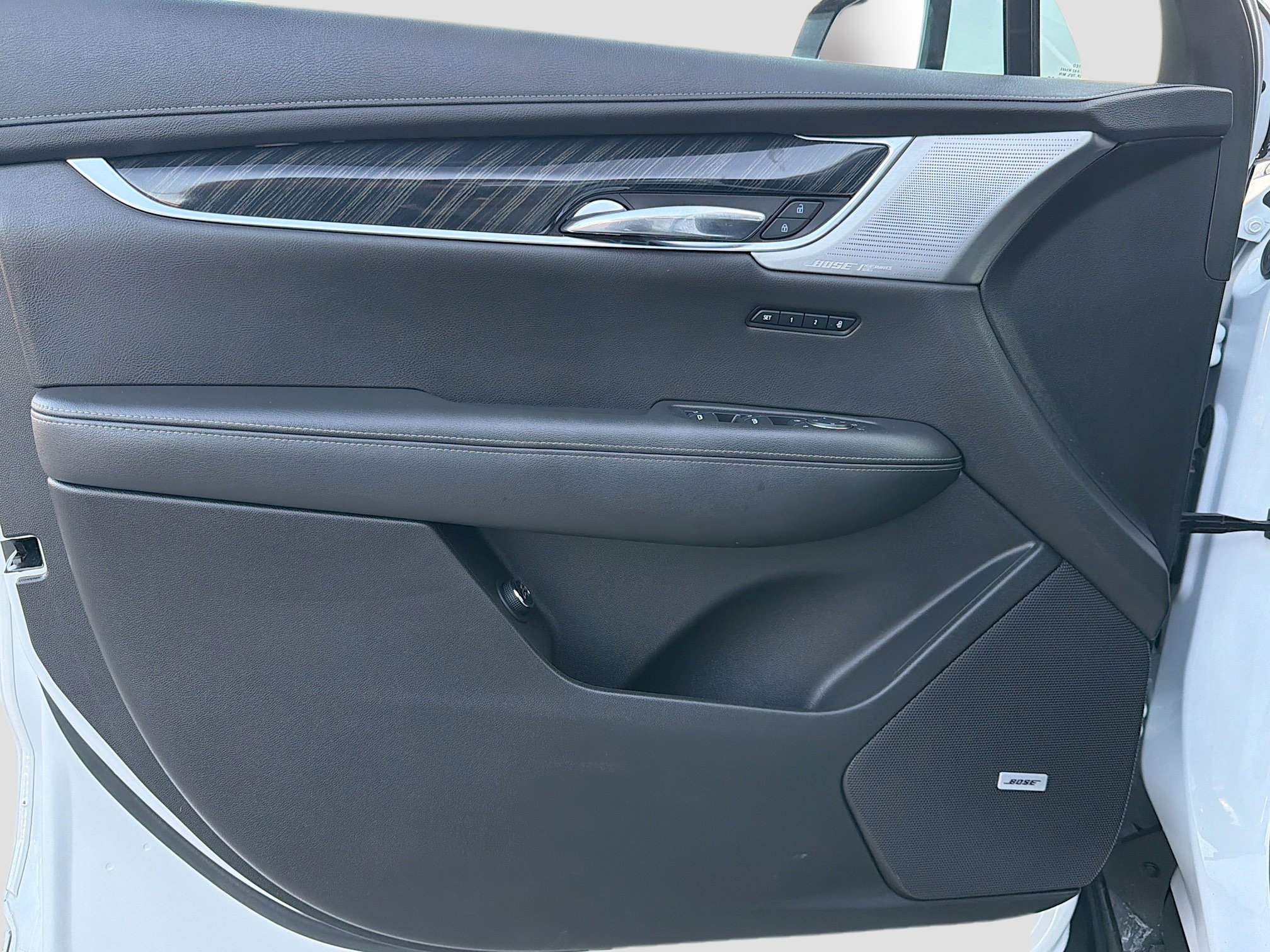 Used 2021 Cadillac XT6 Premium Luxury image 23