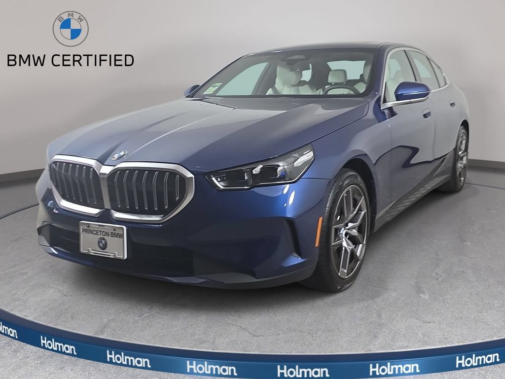 Used 2026 BMW 530i xDrive w/ Convenience Package AWD/4WD image 1